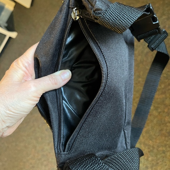 GUESS Mens Black Wallet - Picture 12 of 12